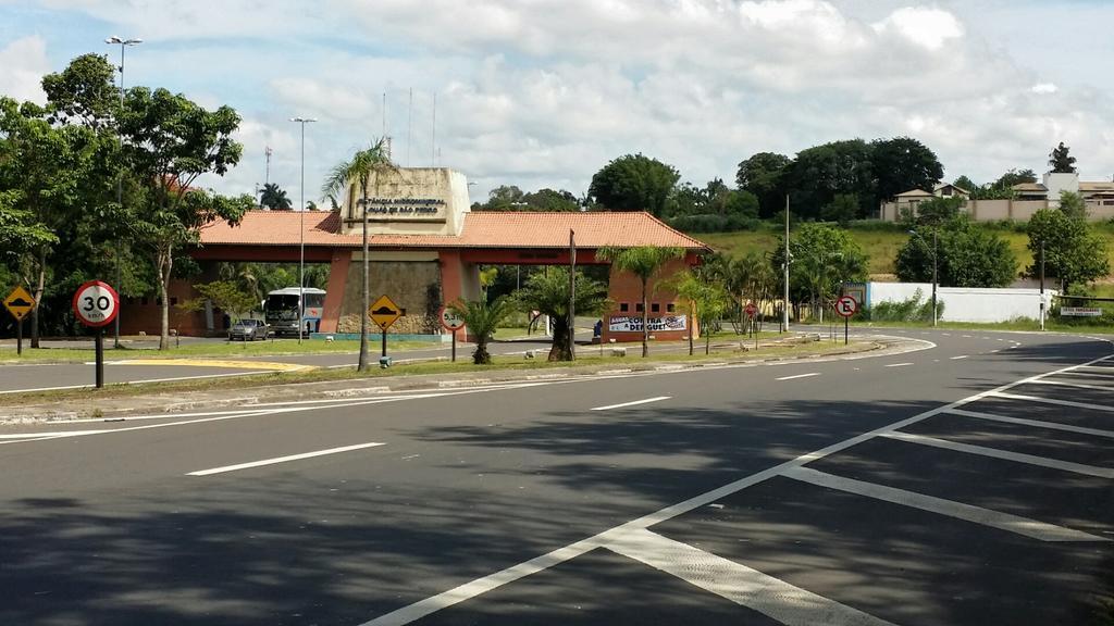 Pousada Suítes Águas de São Pedro Exterior foto
